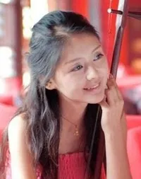 영화배우인 왕정의 대표 이미지