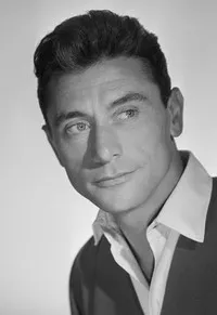 가수인 로베르 라무뢰의 대표 이미지