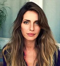 영화배우인 말리 레비의 대표 이미지