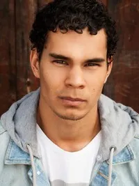 영화배우인 마크 콜스 스미스의 대표 이미지