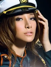 영화배우인 예모사의 대표 이미지