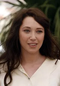 영화배우인 로라 스멧의 대표 이미지