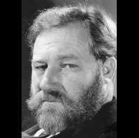 배우인 제임스 로버트슨 저스티스의 대표 이미지