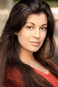 영화배우인 쉬린 애쉬튼의 대표 이미지