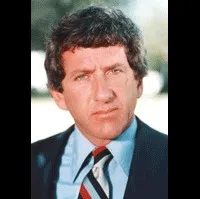 영화배우인 베리 뉴먼의 대표 이미지