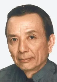 영화배우인 제임스 홍의 대표 이미지