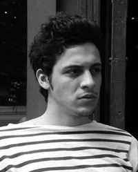 영화배우인 이디르 셴데의 대표 이미지