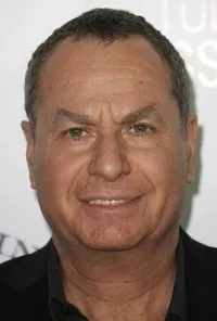 영화배우인 쉬로모 바-아바의 대표 이미지