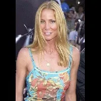 각본, 배우인 캐서린 킨몬트의 대표 이미지