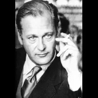 영화배우인 쿠르트 위르겐스의 대표 이미지