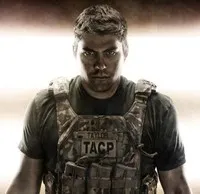 영화배우인 자레드 테일러의 대표 이미지