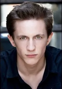 영화배우인 앤드류 찬의 대표 이미지