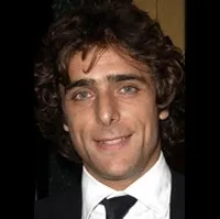 영화배우인 아드리아노 지안니니의 대표 이미지