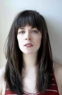 배우, 각본, 제작/기획인 젠 털록의 대표 이미지