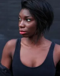 영화배우인 미카엘라 코엘의 대표 이미지