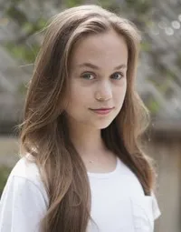 영화배우인 엘라 밸런타인의 대표 이미지