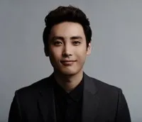 영화배우인 성용원의 대표 이미지