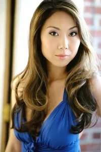 영화배우인 그레이스 영의 대표 이미지