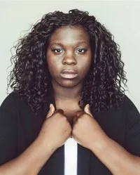 영화배우인 데보라 루쿠무에나의 대표 이미지