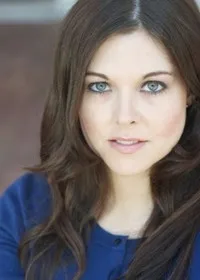 영화배우인 에린 클라인의 대표 이미지