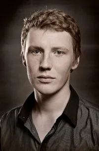 영화배우인 헨드릭 툼페레 주니어 주니어의 대표 이미지