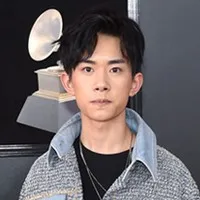 가수인 이양천새의 대표 이미지