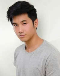 영화배우인 존 프라시다의 대표 이미지