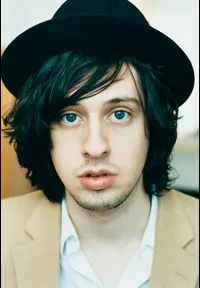 영화배우인 아담 그린의 대표 이미지