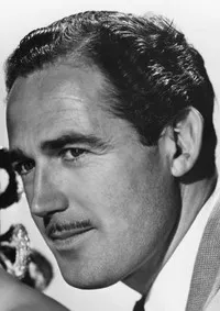 배우인 패트릭 노울스의 대표 이미지