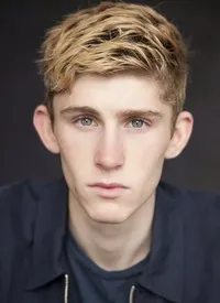 영화배우인 피온 오시어의 대표 이미지