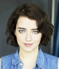 영화배우인 리니아 커리-로버츠의 대표 이미지