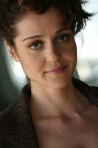 영화배우인 바네사 스칼레라의 대표 이미지