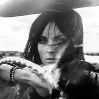 영화배우인 페트라 실랜더의 대표 이미지