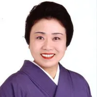 배우인 후지야마 나오미의 대표 이미지