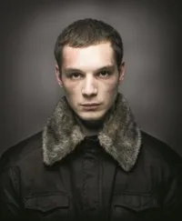 영화배우인 알렉시 마넨티의 대표 이미지