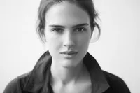 영화배우인 라라 보스버그의 대표 이미지