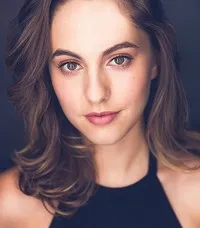 영화배우인 메이들린 웨인스타인의 대표 이미지