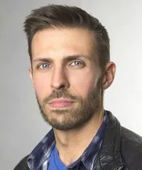 영화배우인 카일 싱의 대표 이미지