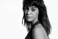 영화배우인 사라 카사스노바스의 대표 이미지