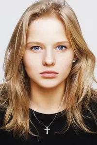 영화배우인 알렉산드라 보르티치의 대표 이미지