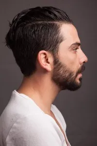 영화배우인 후안 우가르테의 대표 이미지