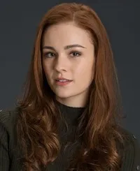 영화배우인 소피 스켈튼의 대표 이미지