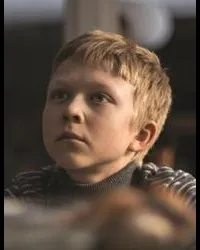 영화배우인 마트베이 노비코프의 대표 이미지