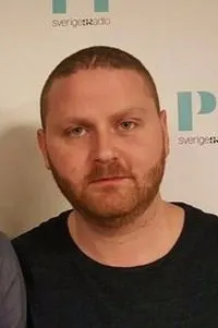 영화배우인 칸 데미르타스의 대표 이미지