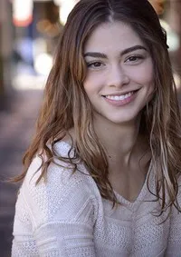 영화배우인 사라 대번포트의 대표 이미지