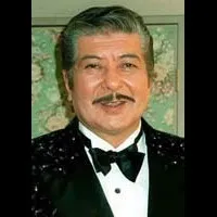 배우인 오카다 마스미의 대표 이미지