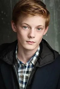 영화배우인 코리 그루터-앤드류의 대표 이미지