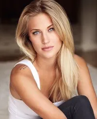 영화배우인 레베카 올슨의 대표 이미지