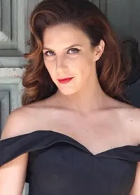 영화배우인 시바네 크레치너의 대표 이미지