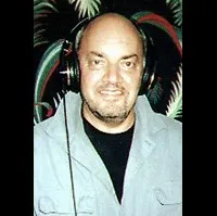 영화배우인 조지 디센조의 대표 이미지